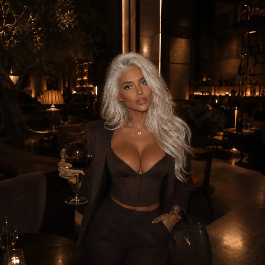 Girlfriends AI uncensored AI girlfriend companion